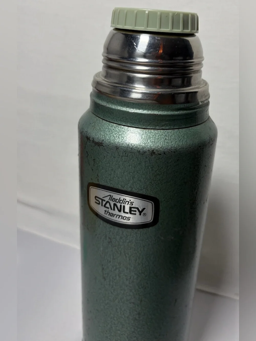 Vintage Aladdin Stanley Thermos A-944C 32oz Classic Hammered Green Finish No Cup